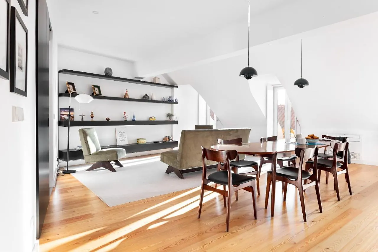 Joivy 2-Br Flat With Garage Near Castelo De S Jorge Apartment Lisbon 0*,  Portugal