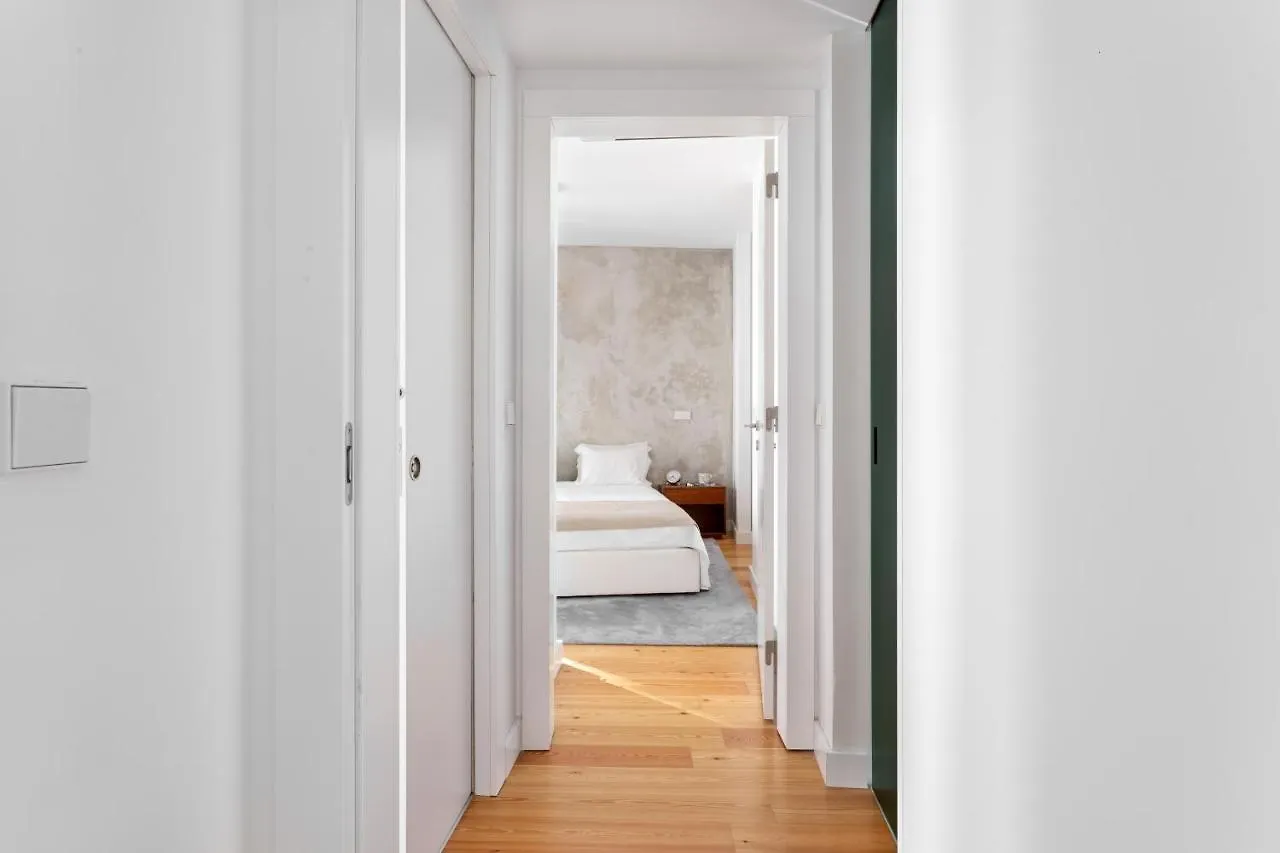 Joivy 2-Br Flat With Garage Near Castelo De S Jorge Apartment Lisbon 0*,  Portugal