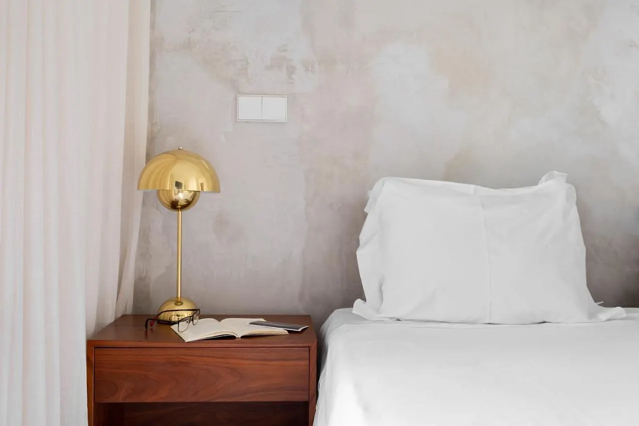 Joivy 2-Br Flat With Garage Near Castelo De S Jorge Apartment Lisbon 0*,  Portugal